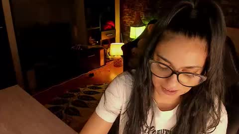 Lara online show from 02-04-26, 01:00