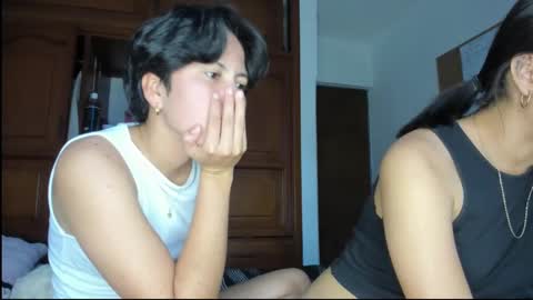 Snapshot of xlatin_girlssx chatting on 02-09-25, 10:43 We are Lana. the one with short hair and vanessa girl with long hair online show from 02-09-25, 10:43