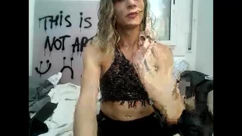 Snapshot of xlecram chatting on 12-07-24, 07:32 Wendy online show from 12-07-24, 07:32