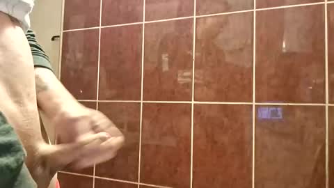 Snapshot of xleonardox88 chatting on 04-07-26, 01:44 xleonardox88 online show from 04-07-26, 01:44