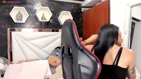 Snapshot of xlmena_slut chatting on 12-02-24, 05:37 Ximena online show from 12-02-24, 05:37