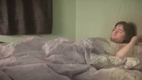 Snapshot of xlunasexyx chatting on 02-01-26, 01:59 Luna online show from 02-01-26, 01:59