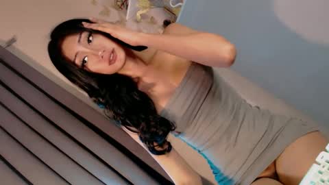 Snapshot of xnaughtyandsweet69_ chatting on 01-09-25, 12:35 JACKY DELOS SANTOS online show from 01-09-25, 12:35