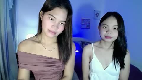 Snapshot of xo_worth_it chatting on 02-20-26, 01:55 nathalie online show from 02-20-26, 01:55