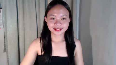 Snapshot of xo_worth_it chatting on 03-03-26, 03:45 nathalie online show from 03-03-26, 03:45