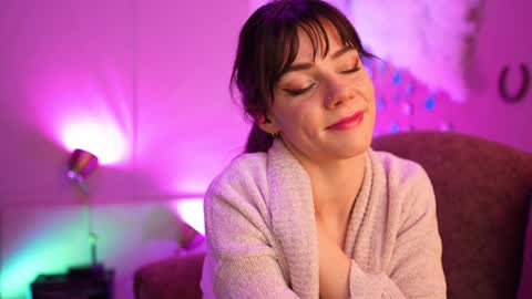 Snapshot of xobondaixo chatting on 12-21-24, 12:16 Bella Bondai online show from 12-21-24, 12:16