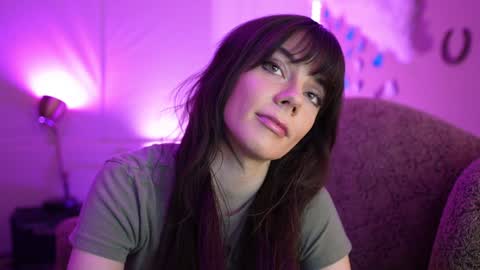 Snapshot of xobondaixo chatting on 01-08-25, 11:21 Bella Bondai online show from 01-08-25, 11:21