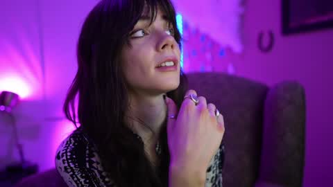 Snapshot of xobondaixo chatting on 01-29-25, 10:27 Bella Bondai online show from 01-29-25, 10:27