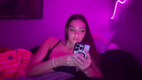 Snapshot of xoharperr chatting on 11-27-25, 01:18 Harper online show from 11-27-25, 01:18