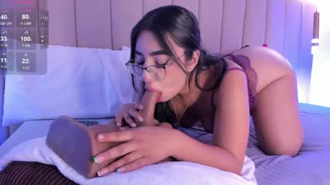 Snapshot of xolara chatting on 05-21-26, 10:33 Xolara online show from 05-21-26, 10:33