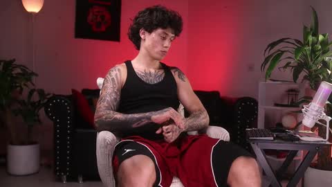   online show from 03-05-25, 11:49