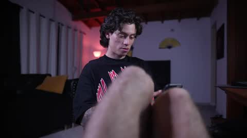   online show from 05-08-26, 03:01