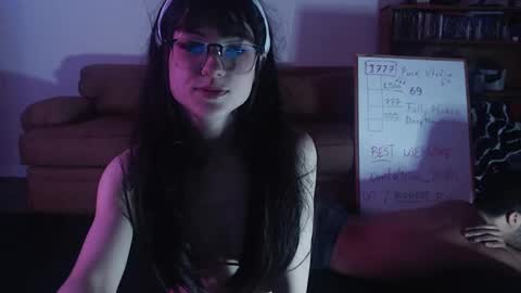 Vivienne online show from 01-18-25, 06:56