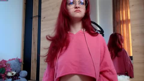 Snapshot of xoxo_cherry1 chatting on 05-15-26, 04:08 Cherry online show from 05-15-26, 04:08