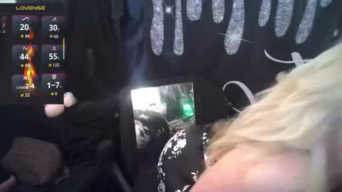 Snapshot of xoxo_chloechance_xoxo chatting on 02-01-26, 12:42 Chloe online show from 02-01-26, 12:42