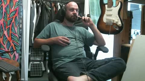Red online show from 12-08-24, 02:28