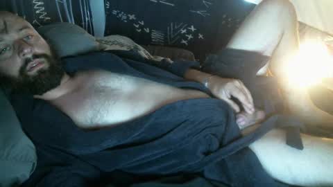 Red online show from 02-16-25, 06:43