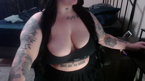 Snapshot of xrileyschembri chatting on 01-22-25, 02:04 xorileyschembri online show from 01-22-25, 02:04