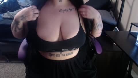 Snapshot of xrileyschembri chatting on 01-25-25, 11:11 xorileyschembri online show from 01-25-25, 11:11