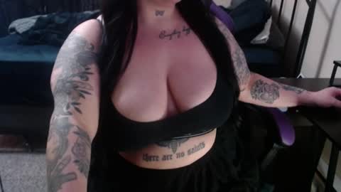 Snapshot of xrileyschembri chatting on 02-19-25, 02:12 xorileyschembri online show from 02-19-25, 02:12