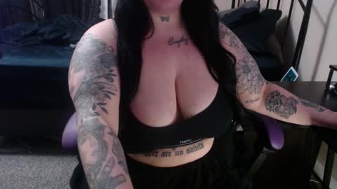 Snapshot of xrileyschembri chatting on 02-27-25, 03:04 xorileyschembri online show from 02-27-25, 03:04