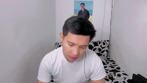 xsebastian19 online show from 12-18-24, 03:33