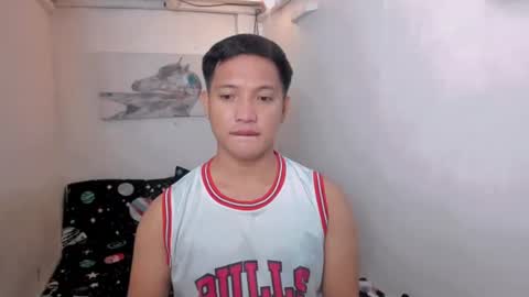 xsebastian19 online show from 06-15-26, 05:15