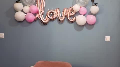 AnnaMaee online show from 02-14-25, 12:09