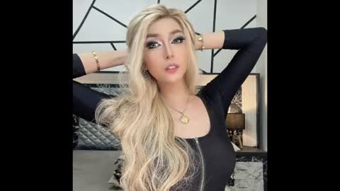 xsexysucker online show from 07-11-26, 07:49