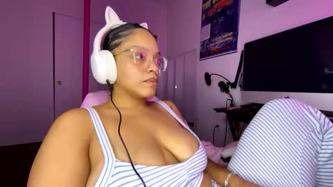 xStarGazingx online show from 11-06-25, 05:52