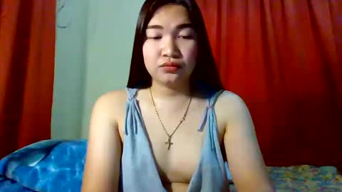 Snapshot of xsweetiemajax chatting on 01-31-25, 01:33 HI IM PAULINE online show from 01-31-25, 01:33