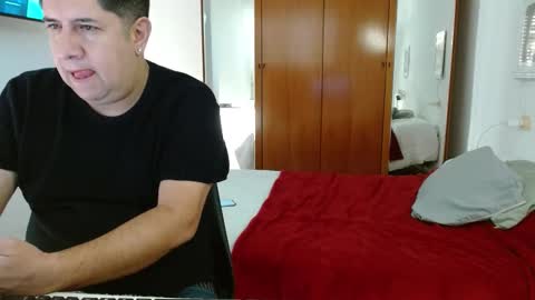 thiagoeva online show from 10-27-25, 08:40