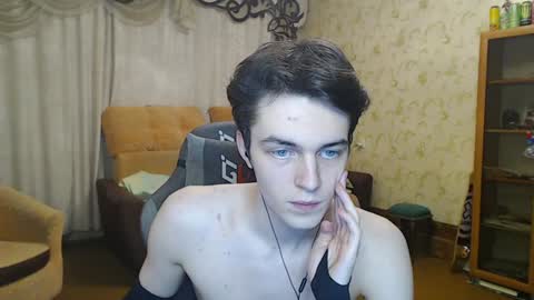 traqqq online show from 12-24-24, 10:39