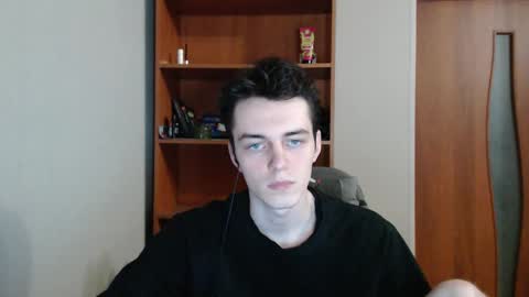 traqqq online show from 09-19-25, 07:14