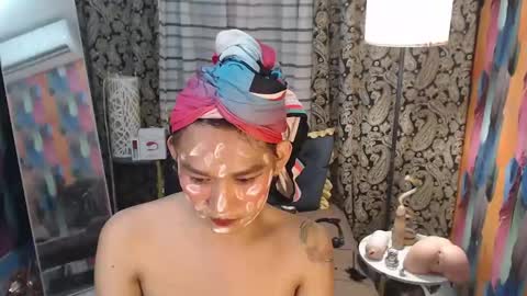 Snapshot of xtspetitehugecock chatting on 02-26-25, 08:37 xtspetitehugecock online show from 02-26-25, 08:37