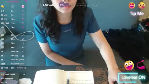 Snapshot of xueyingjie chatting on 03-04-26, 01:44 LiLiLi online show from 03-04-26, 01:44