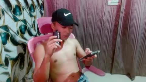 Snapshot of xurdreamboyx chatting on 07-07-26, 09:35 Marjune online show from 07-07-26, 09:35