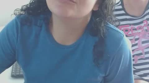 Gabriela and Camila online show from 01-06-25, 03:08