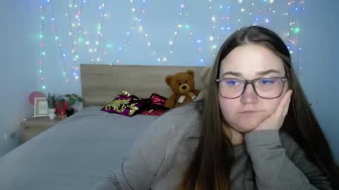 Snapshot of xx_daniella_xx chatting on 01-29-25, 02:40 xx daniella xx online show from 01-29-25, 02:40