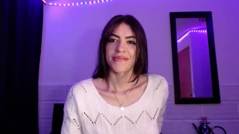 Snapshot of xx_johnson_xx chatting on 11-15-25, 01:58 VALE online show from 11-15-25, 01:58