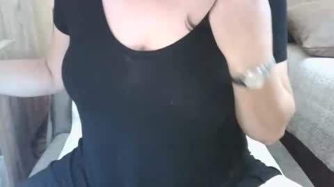 HotMomAlex online show from 06-08-26, 07:47