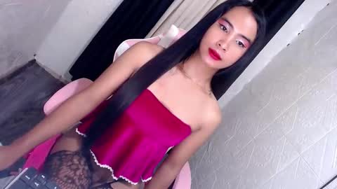 Snapshot of xxalthealicousxx chatting on 09-23-25, 06:49 althea online show from 09-23-25, 06:49