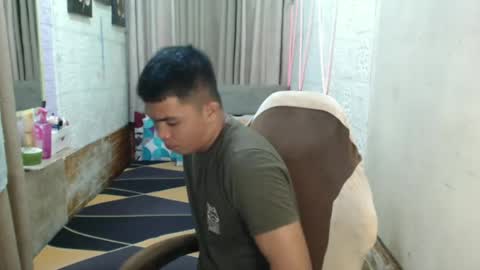 Snapshot of xxasianryanxx chatting on 06-21-26, 09:12 xxasianryanxx online show from 06-21-26, 09:12