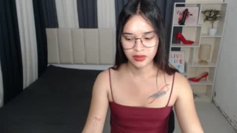 CHLOES ROOM online show from 10-09-25, 05:33