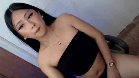 Janae online show from 12-19-25, 01:23