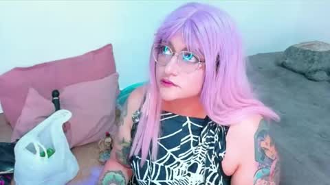 Snapshot of xxgreengoodxx chatting on 04-29-26, 02:15 xxgreengoodxx online show from 04-29-26, 02:15