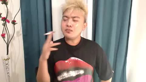 Loyd online show from 01-18-26, 02:43