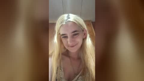 Snapshot of xxjessiebugxx chatting on 07-11-26, 03:42 xxjessiebugxx online show from 07-11-26, 03:42