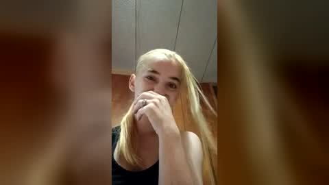 Snapshot of xxjessiebugxx chatting on 07-18-26, 05:00 xxjessiebugxx online show from 07-18-26, 05:00