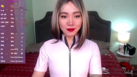 Snapshot of xxkagura_hugecock_69xx chatting on 12-31-24, 11:17 Kagura online show from 12-31-24, 11:17